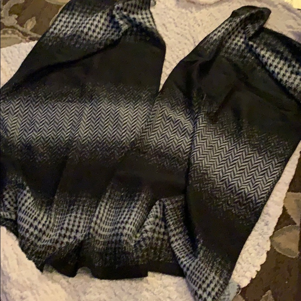 Poncho houndstooth and stripes